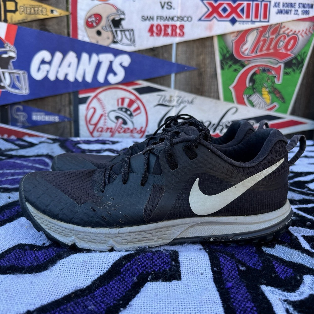 Size 9.5 - Nike Air Zoom Wind Horse 5 V Black Low Running Shoes AQ2222-001